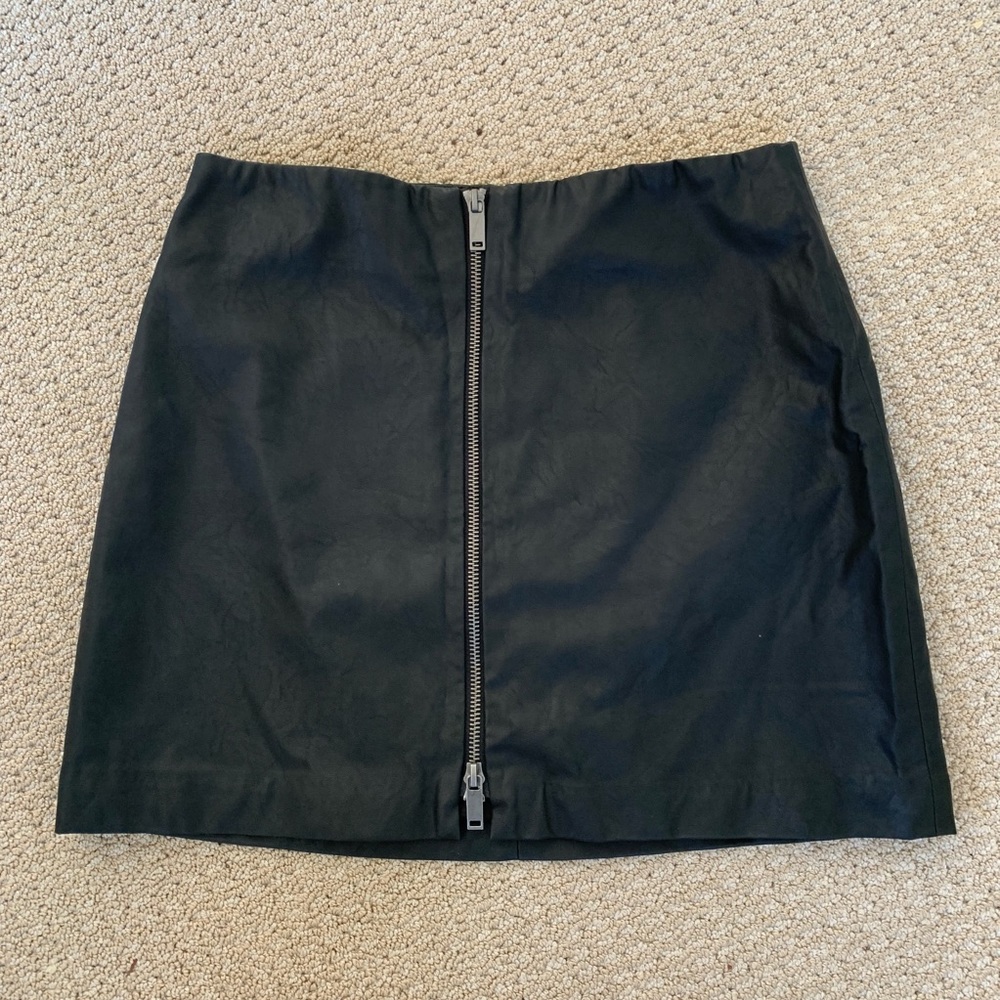 Zara Trafaluc Mini Vegan leather skirt
